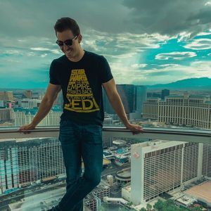 Meet your Posher, Manuel